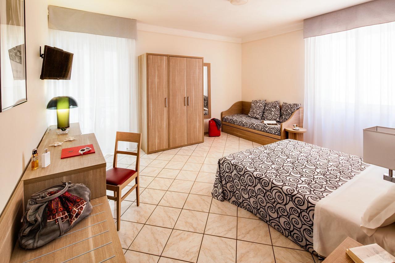 Hotel Curtis Centrale Αλάσιο Εξωτερικό φωτογραφία